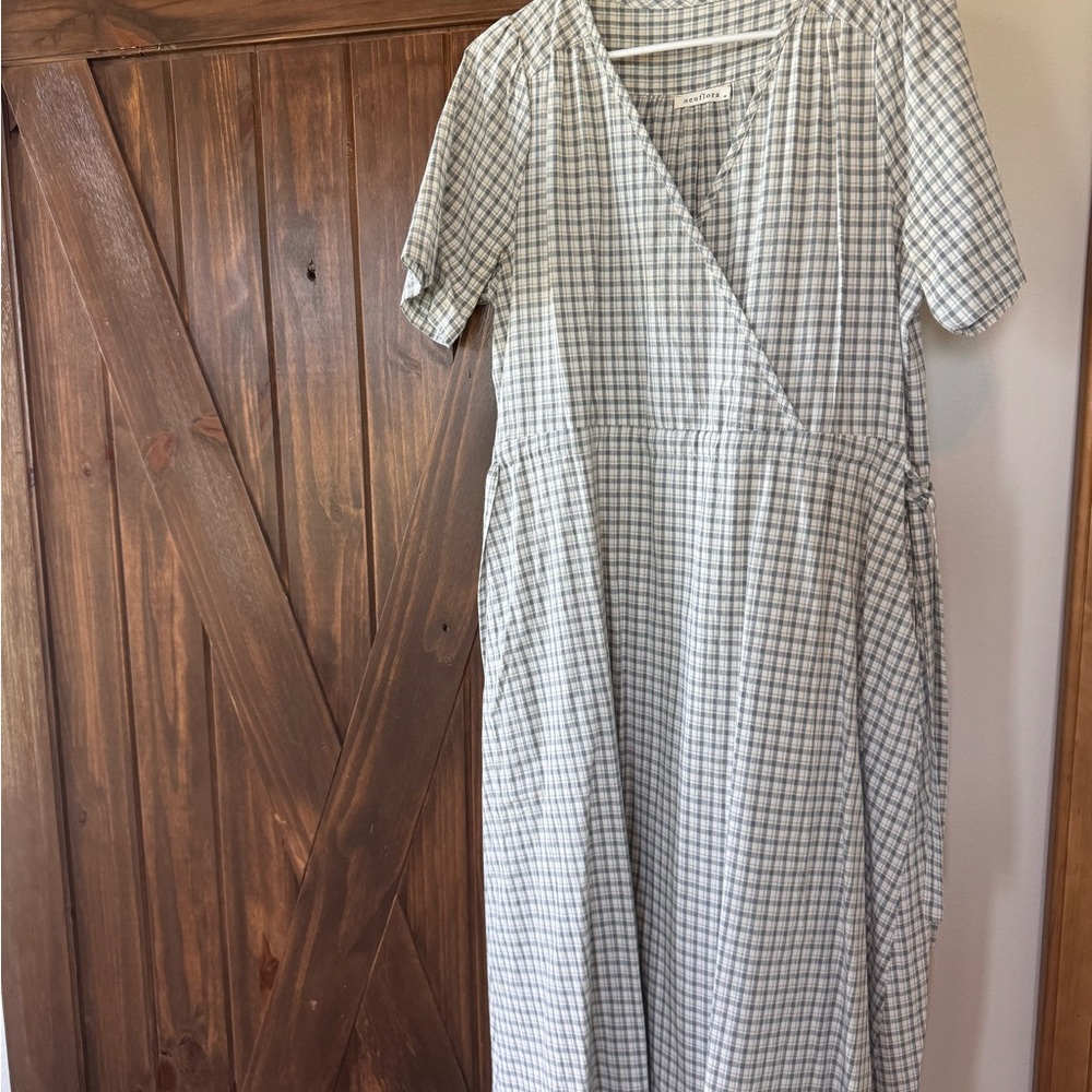Light Gray Plaid Wrap Midi Dress
